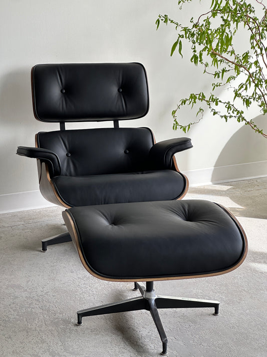 Emes classic chair